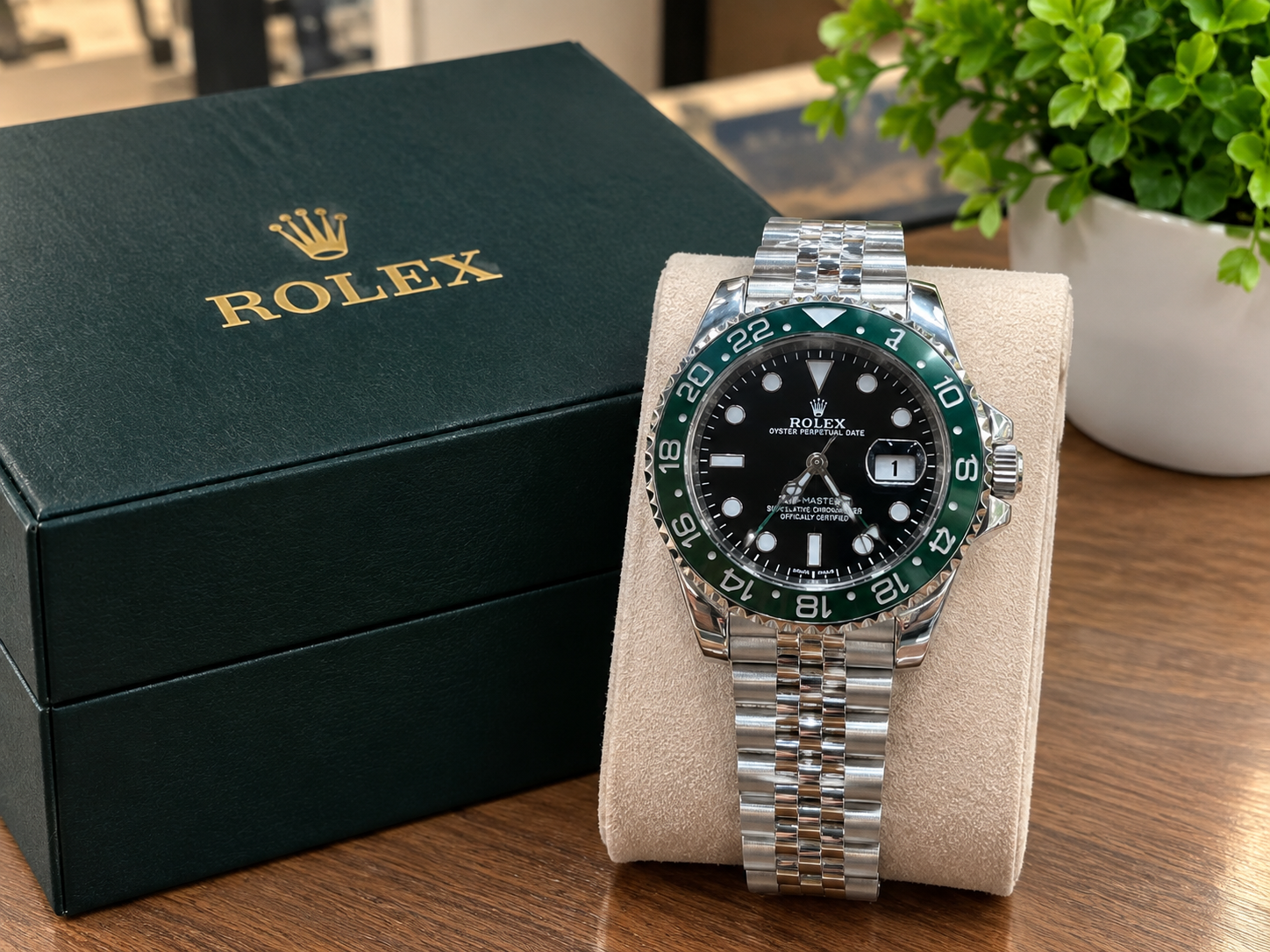 Rolex  GMT Master  Style smart green  bezel black daiyal mens smart Watch